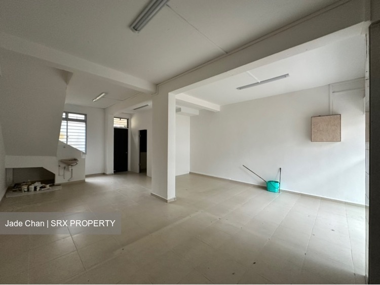 107 jalan bukit merah (D3), Shop House #447548091